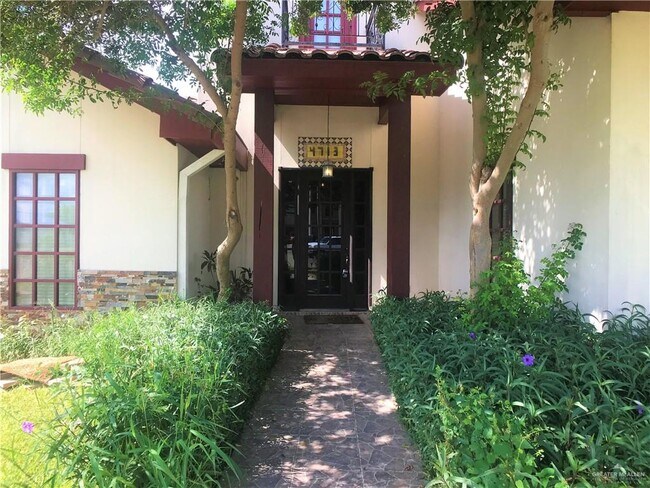 41 Quince Ave in McAllen, TX - Building Photo - Building Photo