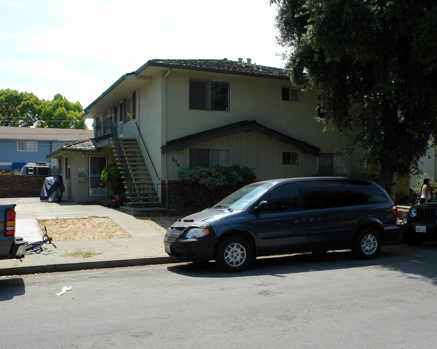 670 Grand Fir Ave in Sunnyvale, CA - Building Photo