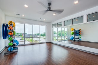 Tennessen Flats in Menomonee Falls, WI - Foto de edificio - Interior Photo