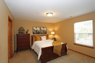 Eagle Point Apartments in Peoria, IL - Building Photo - Interior Photo