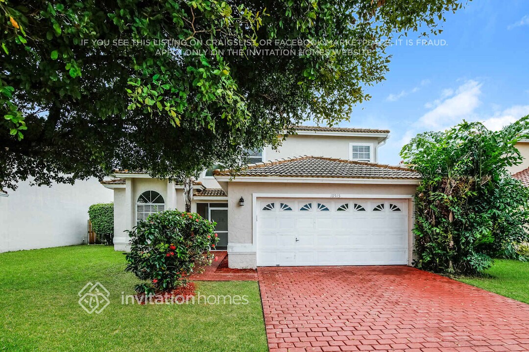 10515 Plainview Cir in Boca Raton, FL - Building Photo