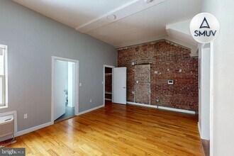 232 E North Ave in Baltimore, MD - Building Photo - Building Photo