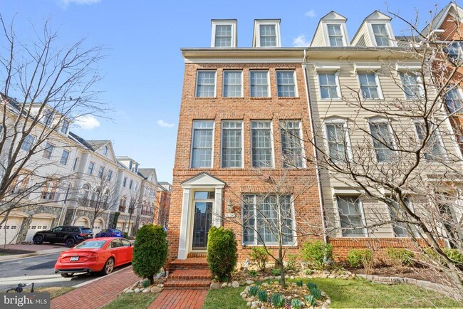 5174 Brawner Pl in Alexandria, VA - Foto de edificio - Building Photo