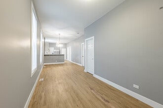 2819 W Jackson Blvd in Chicago, IL - Building Photo - Building Photo