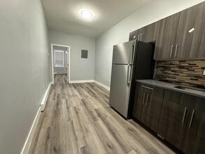 139 School St in Yonkers, NY - Building Photo - Building Photo