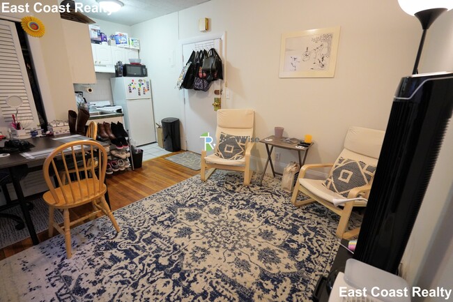 1455 Beacon St in Brookline, MA - Building Photo - Building Photo