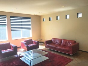 1530 Orchard Alley in Eugene, OR - Building Photo - Building Photo