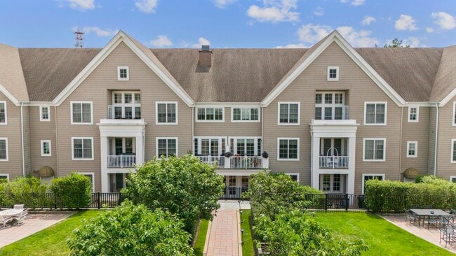 77 Havemeyer Ln in Stamford, CT - Building Photo - Building Photo