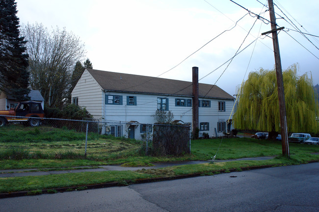 Burlington Apartments in Portland, OR - Building Photo - Building Photo