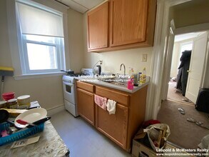 8 Woodstock Ave in Boston, MA - Building Photo - Building Photo