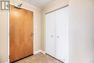 250-250 Lett St in Ottawa, ON - Building Photo - Building Photo
