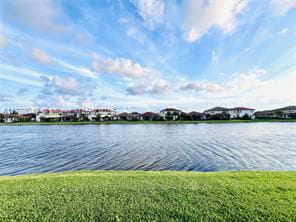 12070 N Baypoint Cir in Pompano Beach, FL - Building Photo - Building Photo