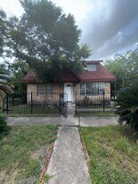 3012 Live Oak St in Houston, TX - Building Photo