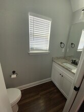 607 W Belmont St in Pensacola, FL - Foto de edificio - Building Photo