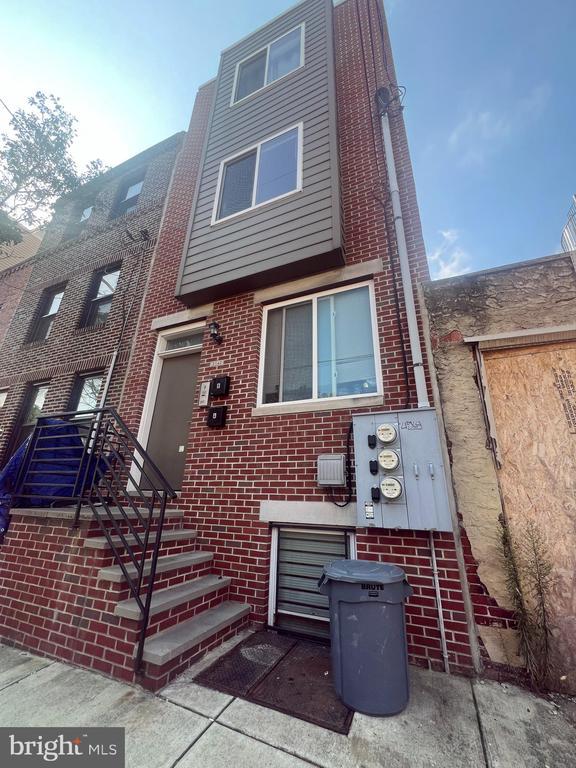 2542 Ellsworth St in Philadelphia, PA - Building Photo - Building Photo