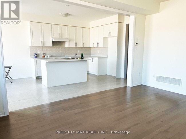 120 Port Cres in Welland, ON - Building Photo - Building Photo