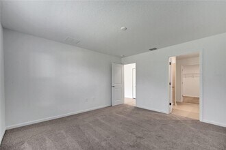 5291 Dagenham Dr in Davenport, FL - Building Photo - Building Photo