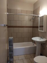8 N Long Ave-Unit -8-1 in Chicago, IL - Building Photo - Building Photo