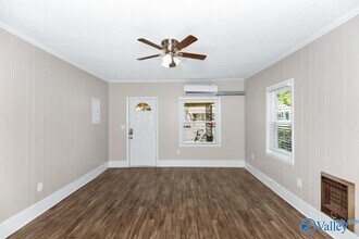 512 Oshaughnessy Ave NE in Huntsville, AL - Building Photo - Building Photo