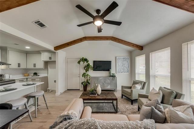 9227 Crimnson Ct in Dallas, TX - Building Photo - Building Photo