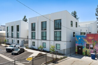 The Mural District Lofts in Fresno, CA - Building Photo - Building Photo
