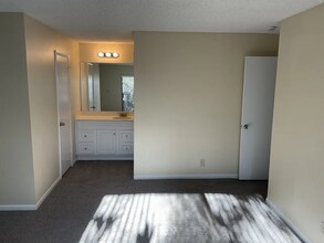 4004 W Sailboat Dr in Hollywood, FL - Building Photo - Building Photo