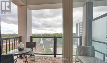 160 Canon Jackson Dr in Toronto, ON - Building Photo - Building Photo