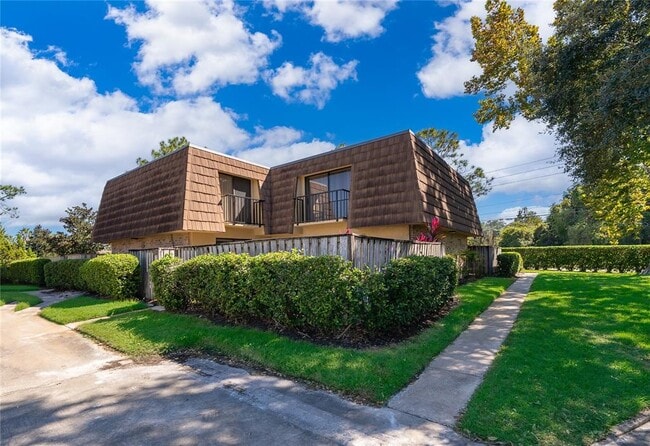 property at 5258 Coral Ct