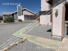 14358 Poplar St in Hesperia, CA - Foto de edificio - Building Photo