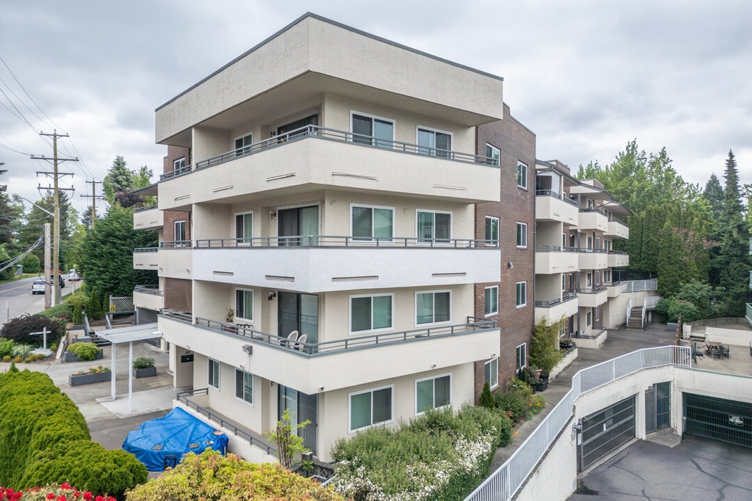 2684 Mccallum Rd in Abbotsford, BC - Building Photo