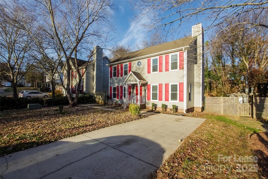 3517 Rosedown Dr in Matthews, NC - Foto de edificio