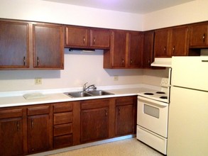 Winchester Apartments in Sioux Falls, SD - Building Photo - Building Photo