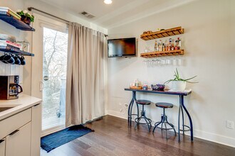 717 Tral St in Nashville, TN - Building Photo - Building Photo
