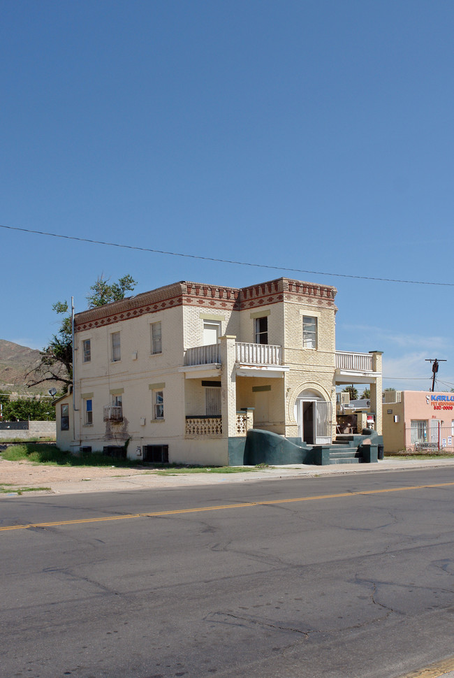 2207 Montana Ave in El Paso, TX - Building Photo - Building Photo