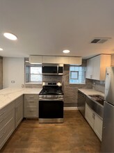 4025 N Lavergne Ave in Chicago, IL - Foto de edificio - Building Photo