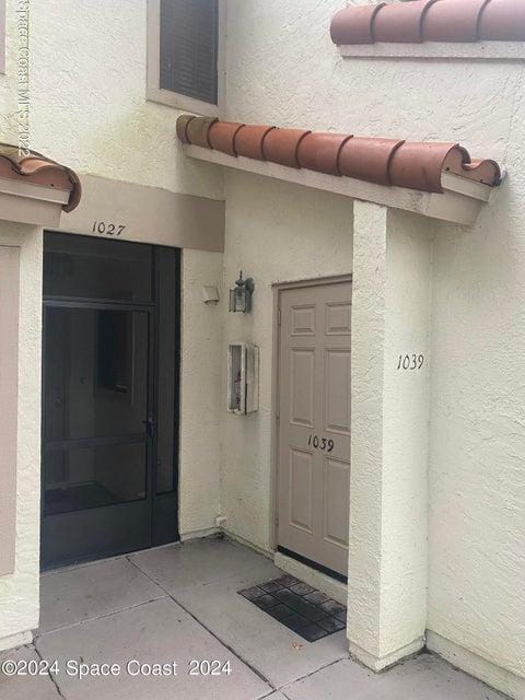 property at 1039 Country Club Dr