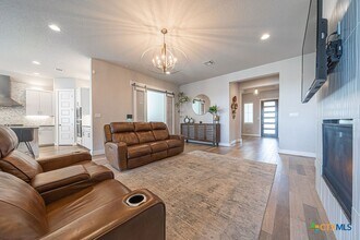 350 Nightshade Trl in New Braunfels, TX - Building Photo - Building Photo