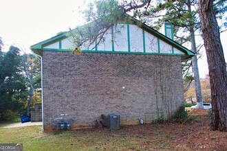 2139 Golfview Dr SE in Conyers, GA - Building Photo - Building Photo