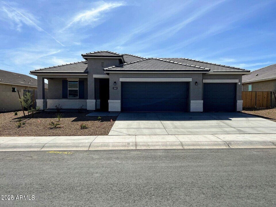 3469 N Montoya Ln in Casa Grande, AZ - Building Photo