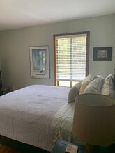 24 Worthy Way in Shelter Island, NY - Foto de edificio - Building Photo