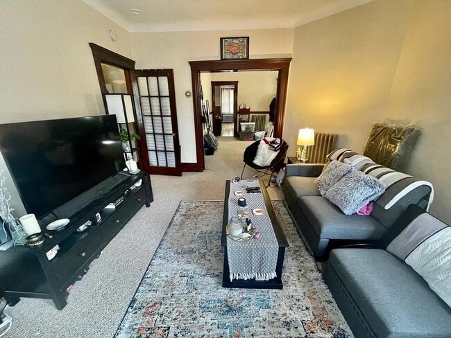 101 Rogers Ave in Somerville, MA - Building Photo - Building Photo