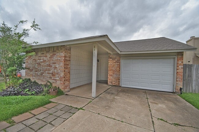 6327 Porterway Dr in Houston, TX - Building Photo - Building Photo