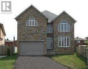 1379 Norenko Ct in Mississauga, ON - Building Photo