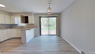 105 Racill Ct in East Peoria, IL - Foto de edificio - Building Photo