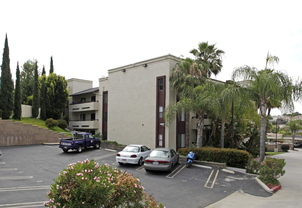 The Aspens in San Diego, CA - Building Photo