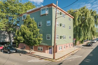 33 Medford St in Chelsea, MA - Building Photo - Building Photo