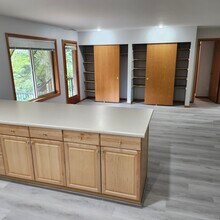 9200 SE 53rd Pl, Unit A in Mercer Island, WA - Building Photo - Building Photo