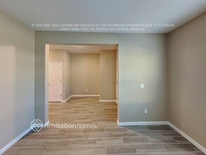 6748 Hvn Crst Ct in Jacksonville, FL - Foto de edificio - Building Photo