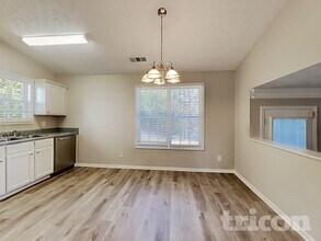 2384 Tolliver Hills Ln in Ellenwood, GA - Building Photo - Building Photo