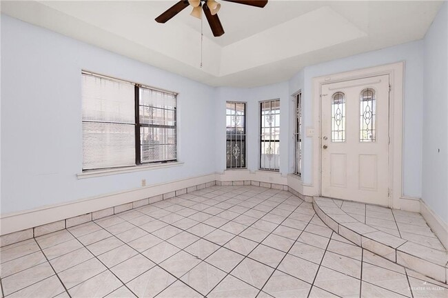 14 W 26th St in Palmview, TX - Building Photo - Building Photo